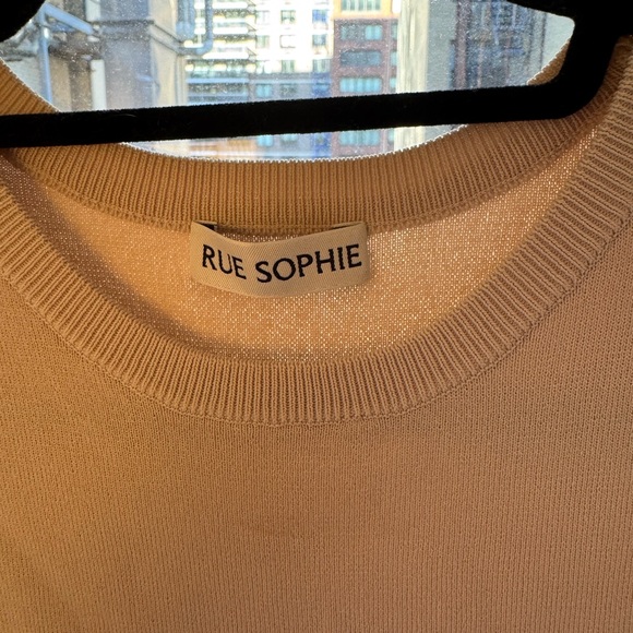 Rue Sphie Tan Sleeveless Top - Picture 2 of 3